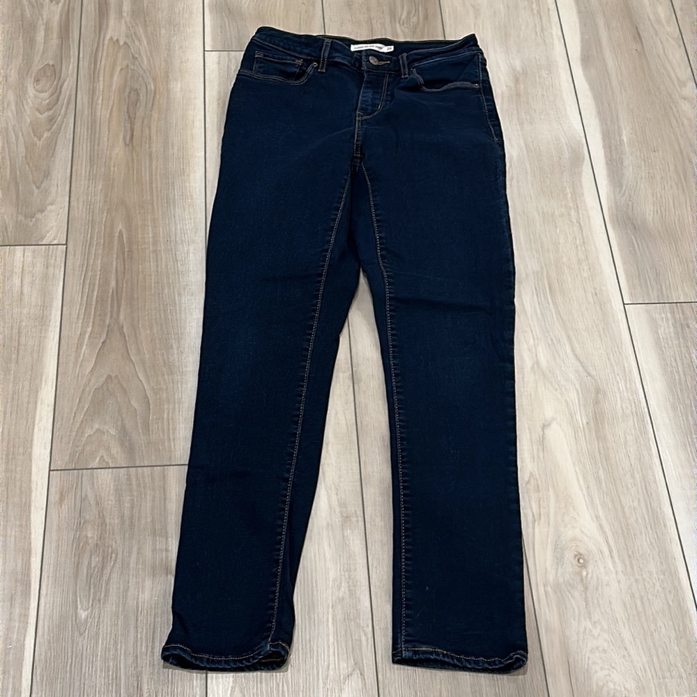 EUC Women’s Levi’s Brand Classic Mid Rose Skinny Size 28 Stretch Denim Jeans